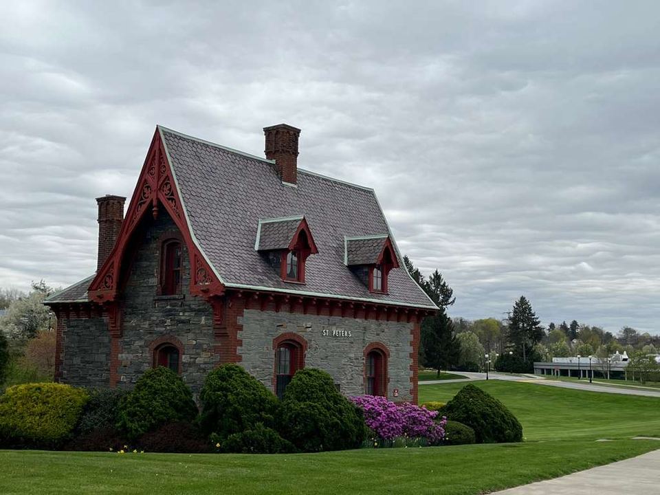 Marist College, a Hogwarts style private college on the Hudson