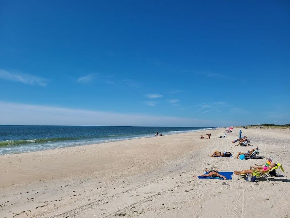 Sand Mode: The Off-Road & 4x4 Beach Guide to the Hamptons