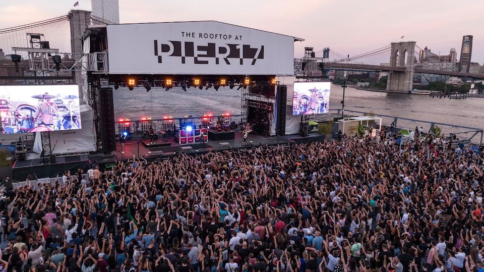 The Rooftop at Pier 17