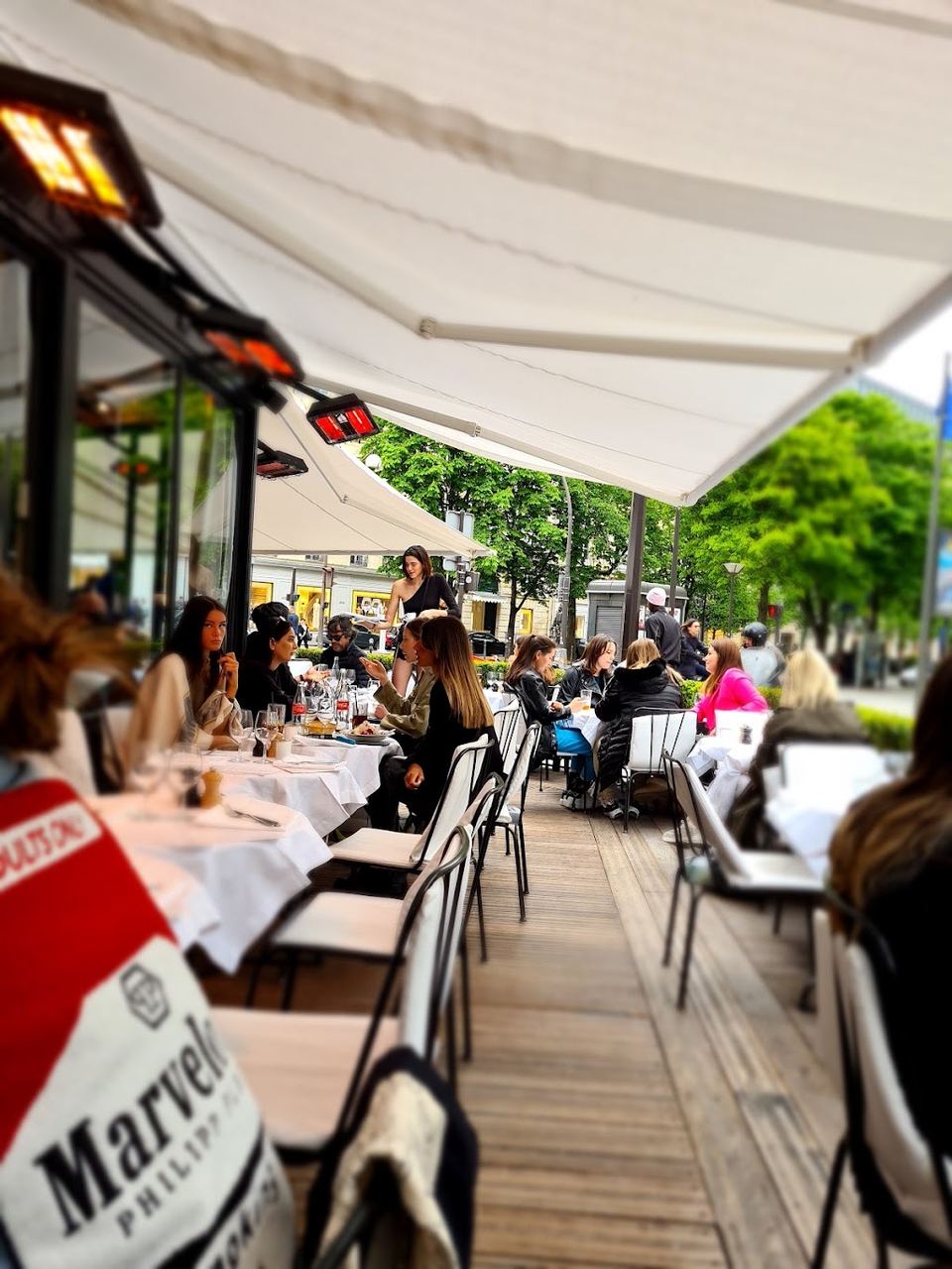 L'Avenue