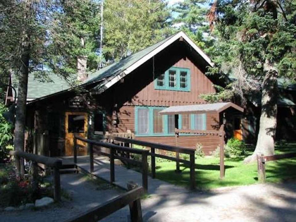 The Adirondack Lodge