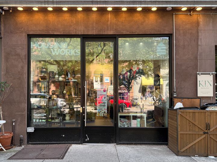 Housing Works Thrift Shops - Brooklyn Heights