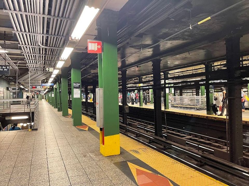 Atlantic Av–Barclays Ctr (2/3/4/5/B/D/N/Q/R) — Brooklyn Mosaic Hub