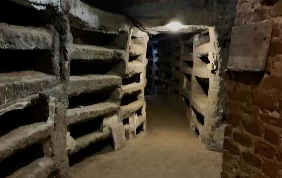 Creepy & Historic Catecomes